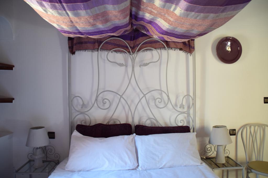 Riad Saltana Esauira Habitación foto