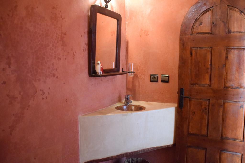 Riad Saltana Esauira Habitación foto