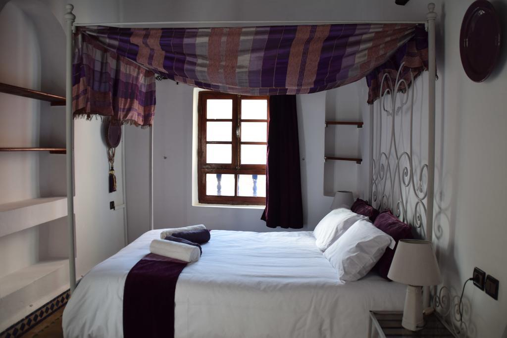 Riad Saltana Esauira Habitación foto
